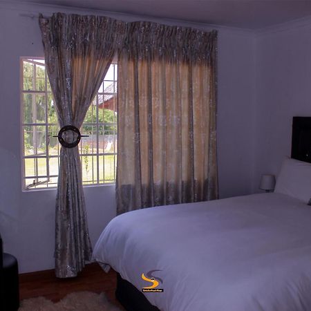 Simbasun Cottages มิดแรนด์ ภายนอก รูปภาพ