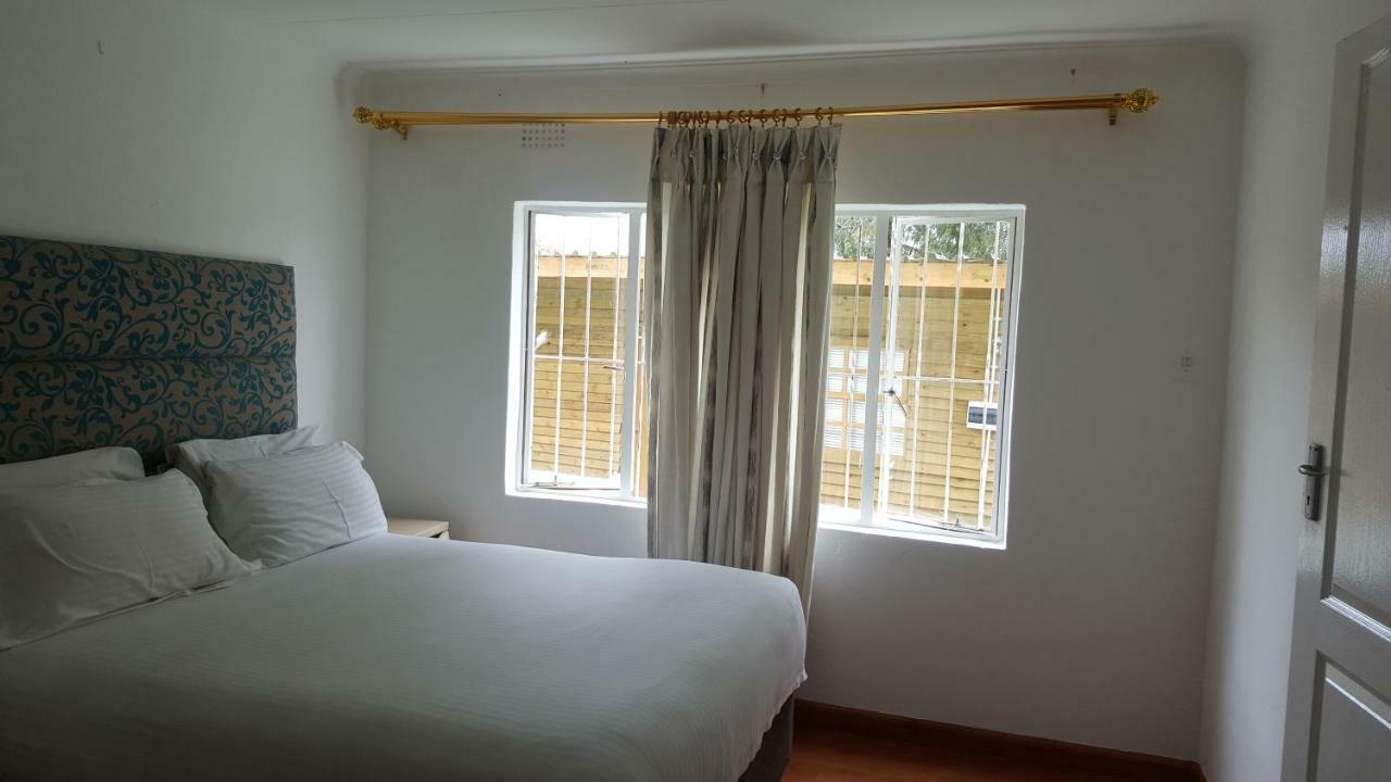 Simbasun Cottages มิดแรนด์ ภายนอก รูปภาพ